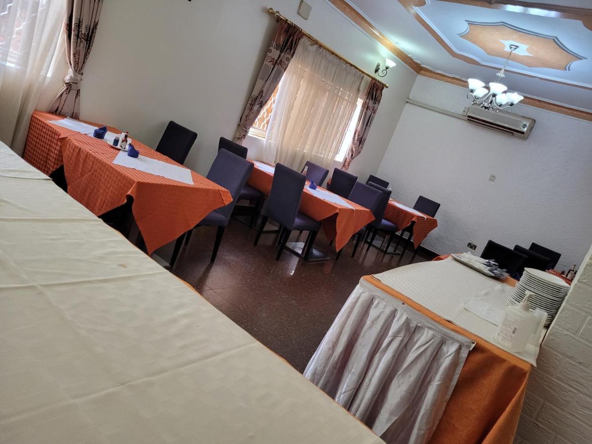 Glory Summit Hotel Hoima Exteriér fotografie