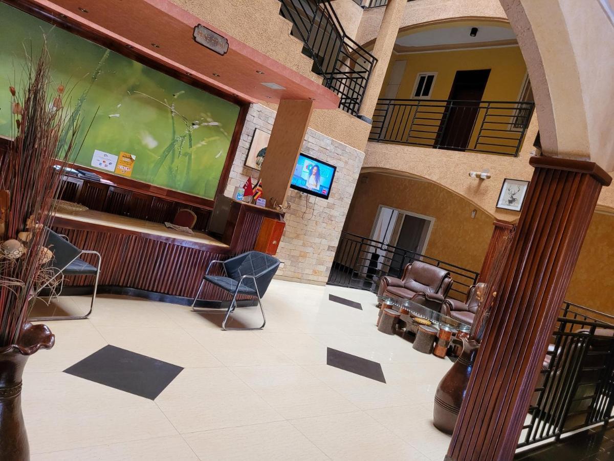 Glory Summit Hotel Hoima Exteriér fotografie