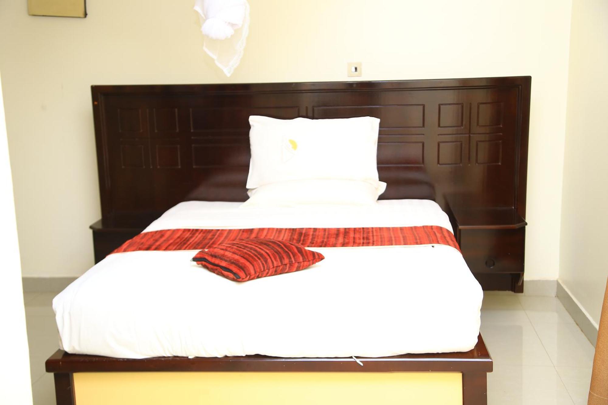 Glory Summit Hotel Hoima Exteriér fotografie